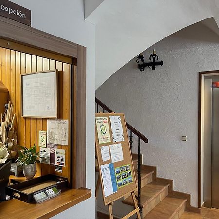 Hotel Cinca Ескалона Екстер'єр фото