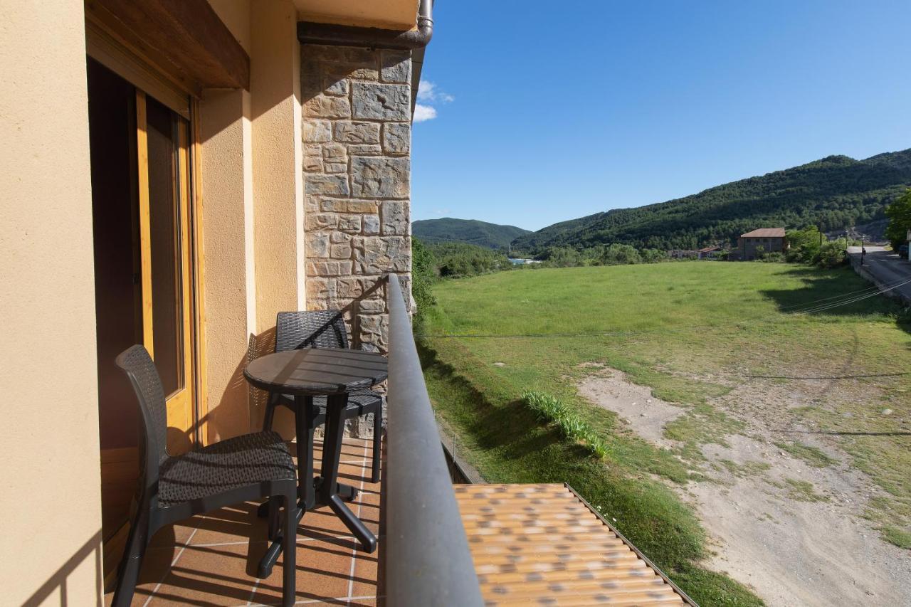 Hotel Cinca Ескалона Екстер'єр фото
