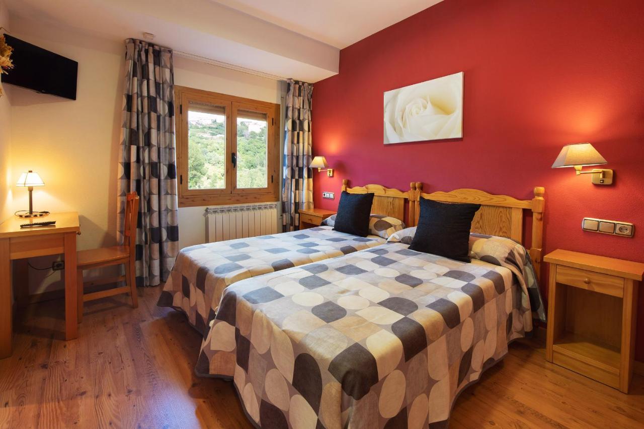 Hotel Cinca Ескалона Екстер'єр фото