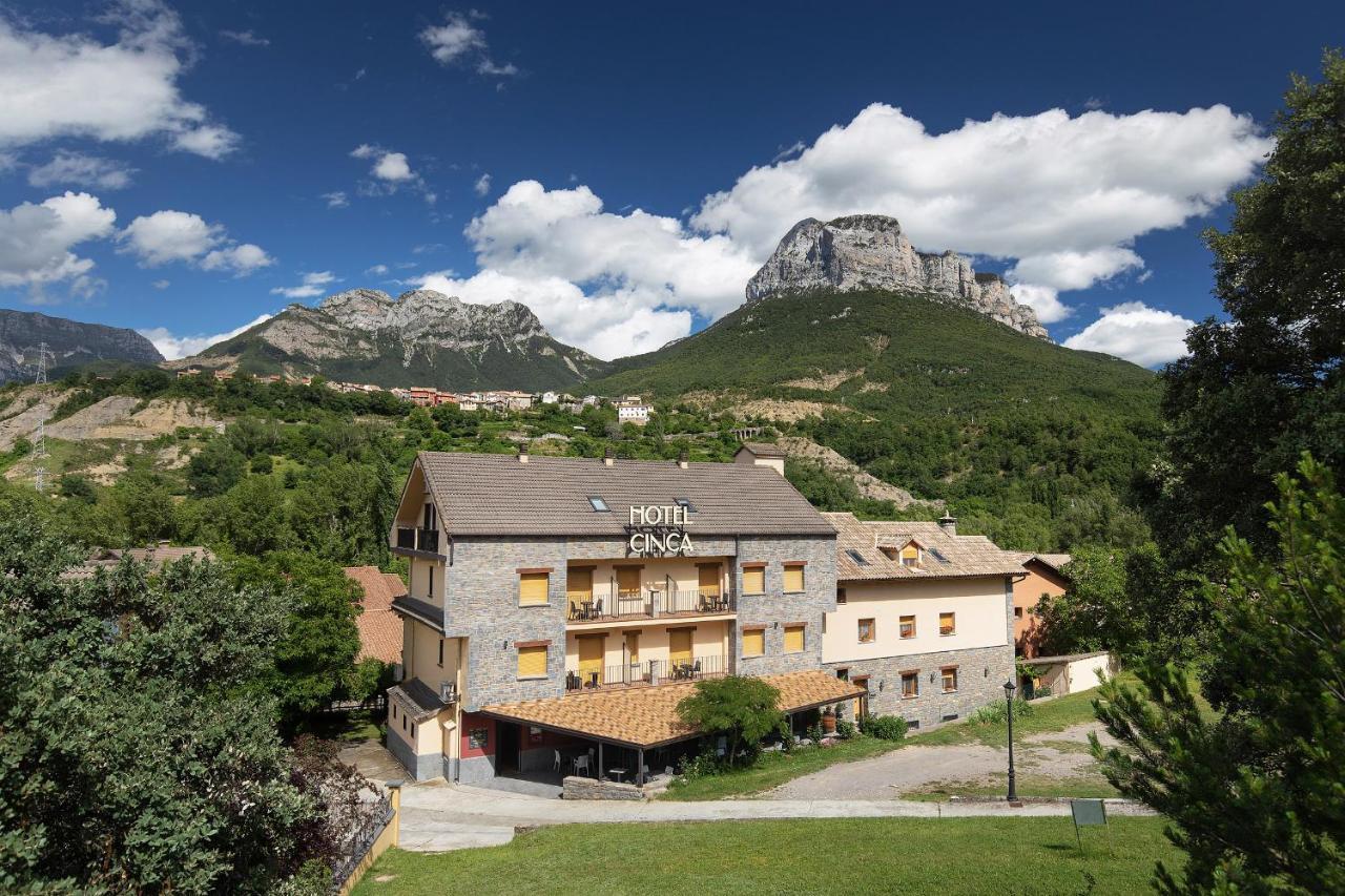 Hotel Cinca Ескалона Екстер'єр фото
